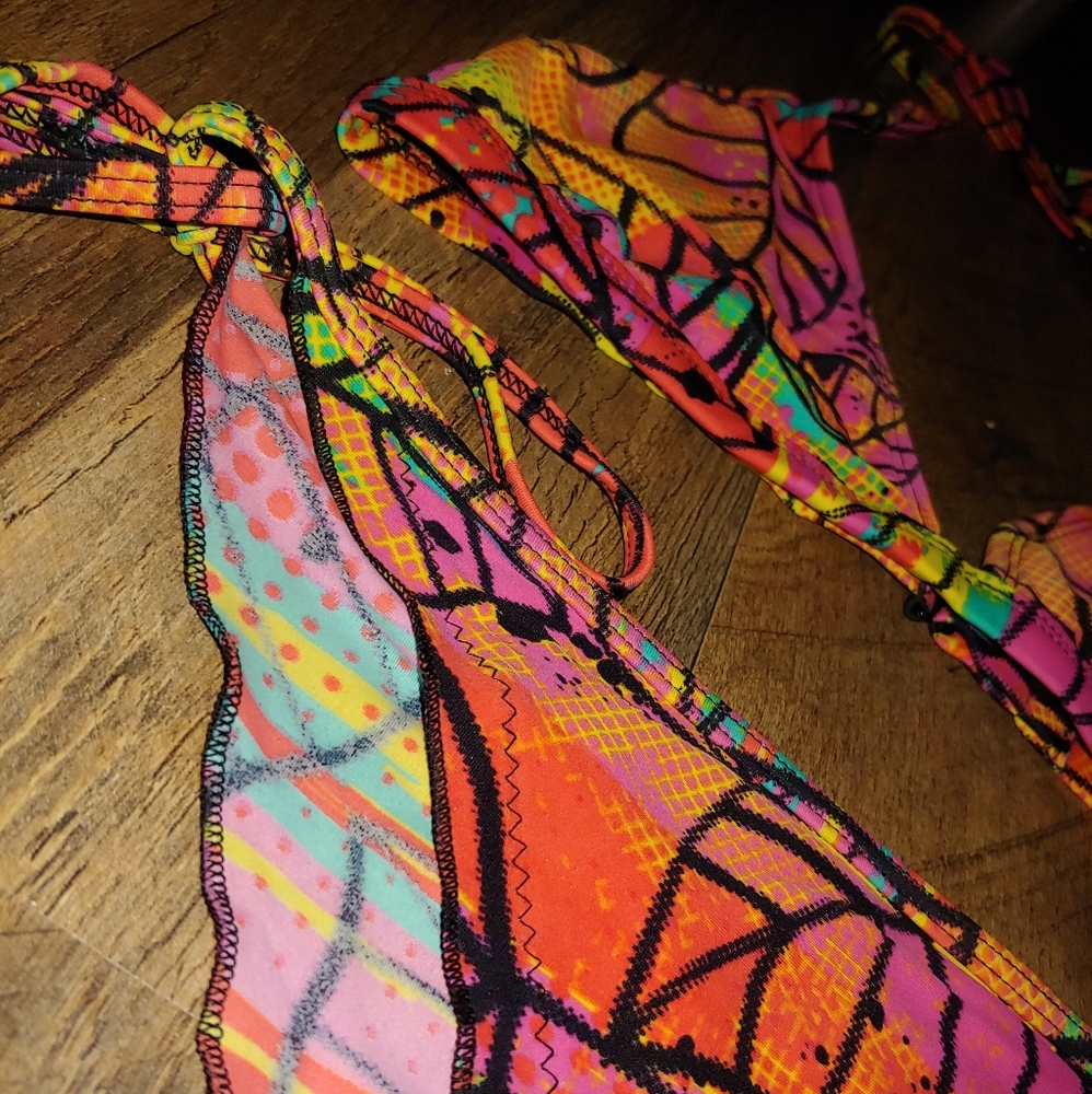 Bikini set - Picture 6 of 6